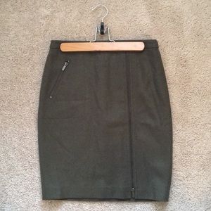 NWT J Crew Size 2 Forest Green Wool Pencil Skirt
